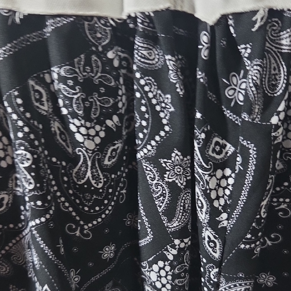 Old Navy White Denim Top with Black Bandana Skirt - Picture 5 of 12